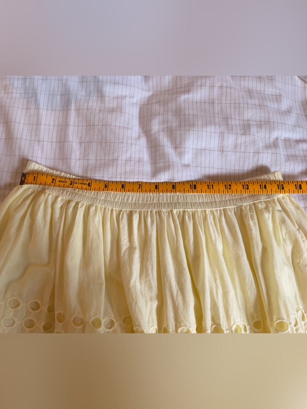 Eyelet Light Yellow Midi Skirt Set - Sz L - Picture 5 of 8